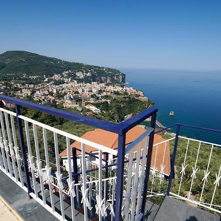 Mira Vico Apartments Vico Equense Eksteriør billede