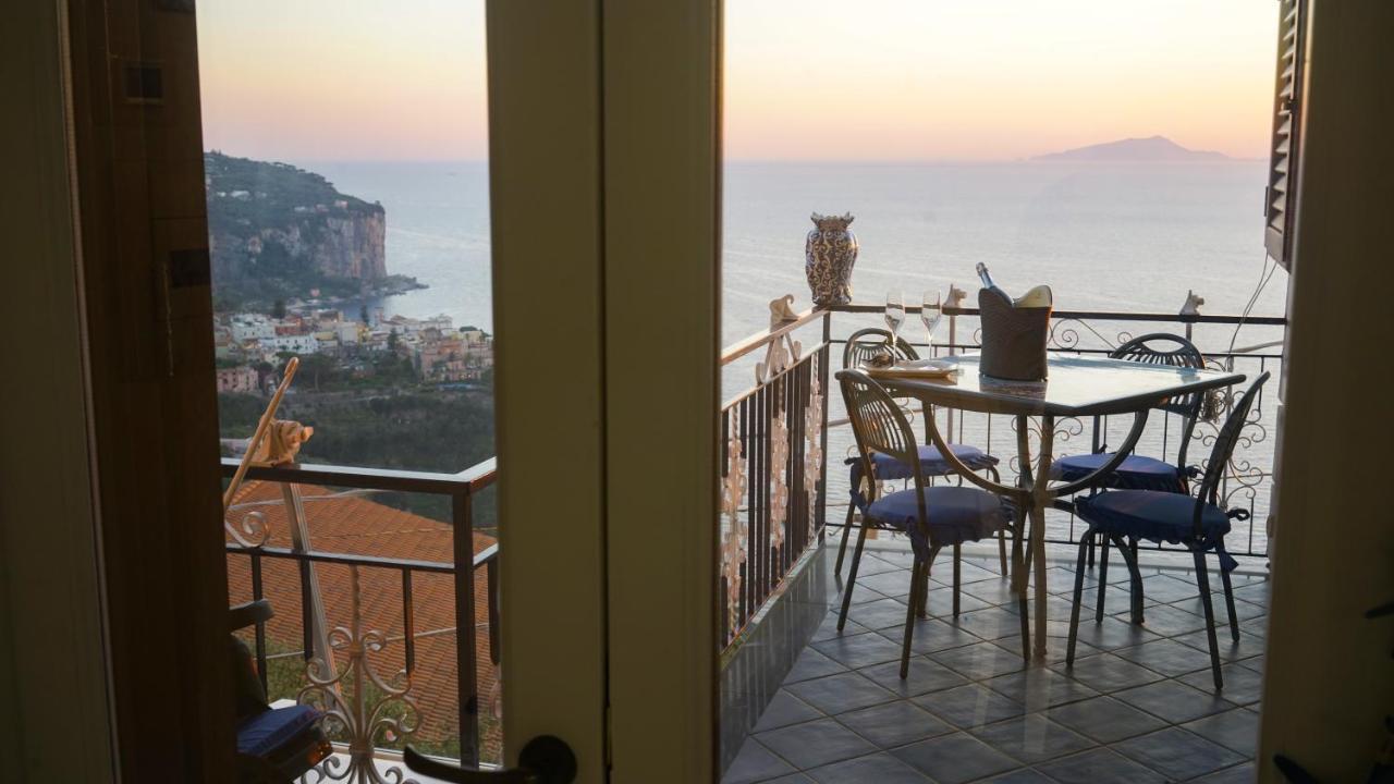 Mira Vico Apartments Vico Equense Eksteriør billede